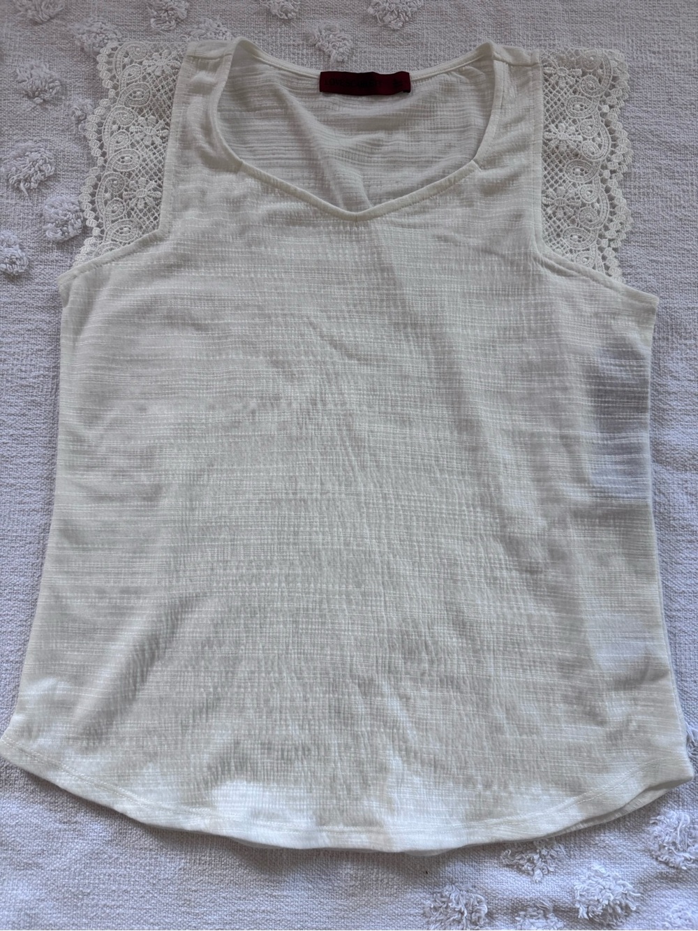 NWT-Love Scarlett laced tank SZ S white dove